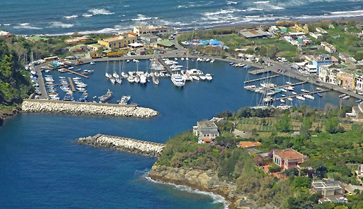 Marina-di-Santa-Margherita-Port
